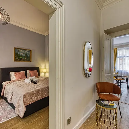 Apartament Spacious On Wenceslas Square Praga